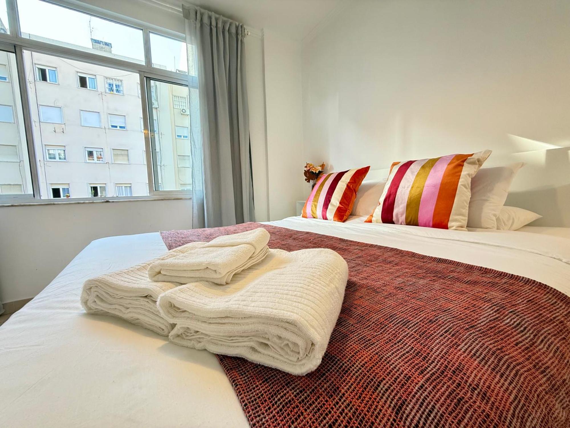 Rooms In Arroios Lisbon Bagian luar foto